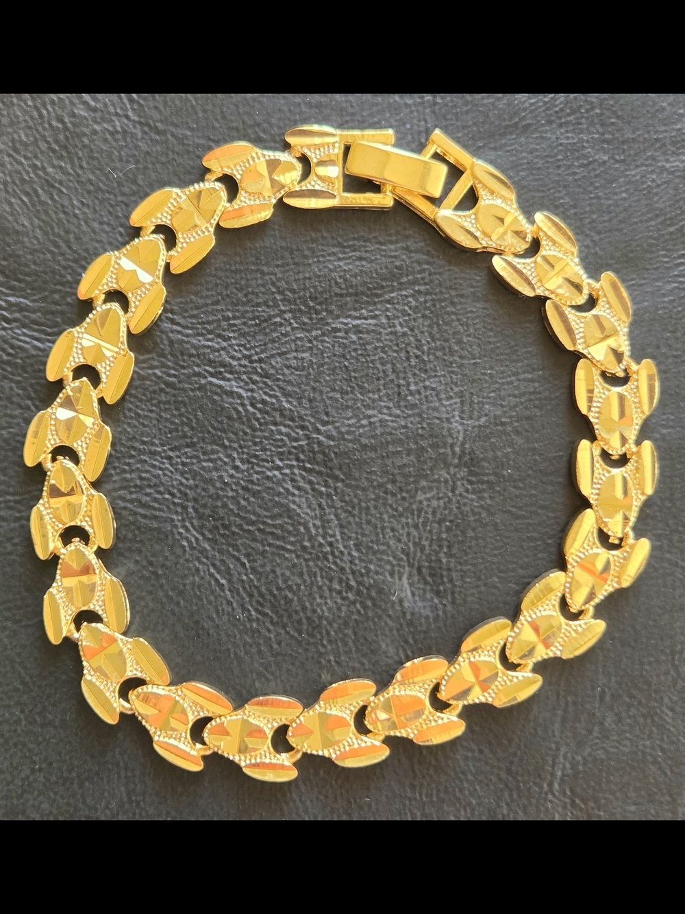 Gold‑Filled Style Bracelet 7" (Unmarked) Faceted Geometric Links Rich Gold Finis
